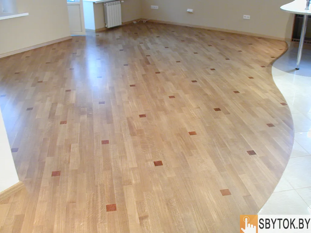 Укладка ламината, монтаж плинтусов