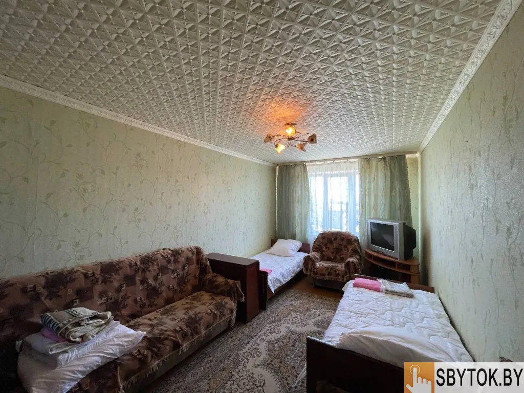 Квартира посуточно в Поставах ул. Зелёная 19