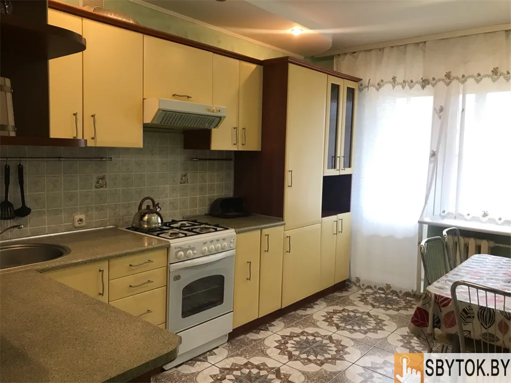 Аренда квартир на сутки Солигорск ул. Октябрьская 10