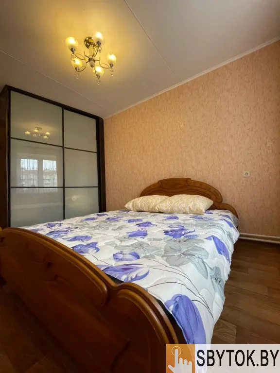 Квартира с хорошим ремонтом на сутки в Несвиже